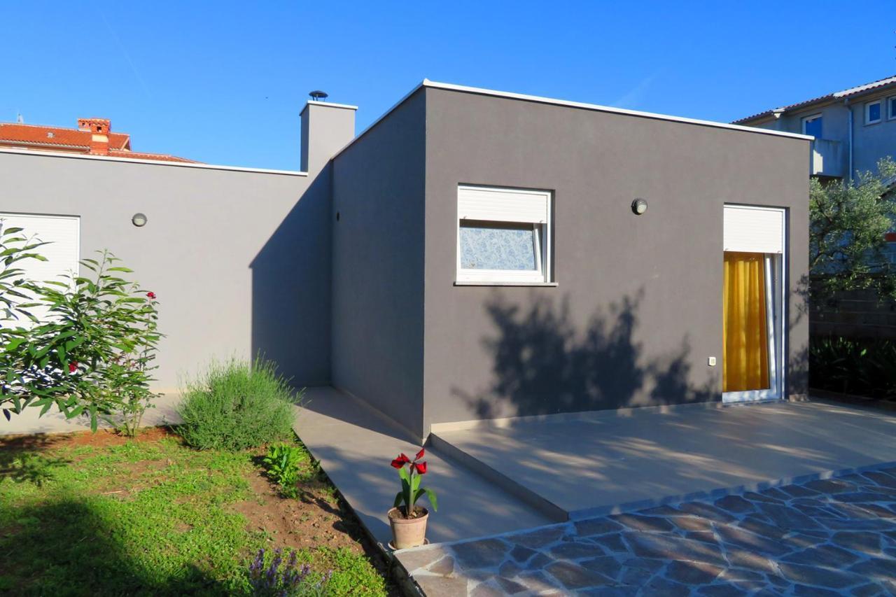Holiday Apartment For Families And Couples In Pula, Stinjan Exterior foto