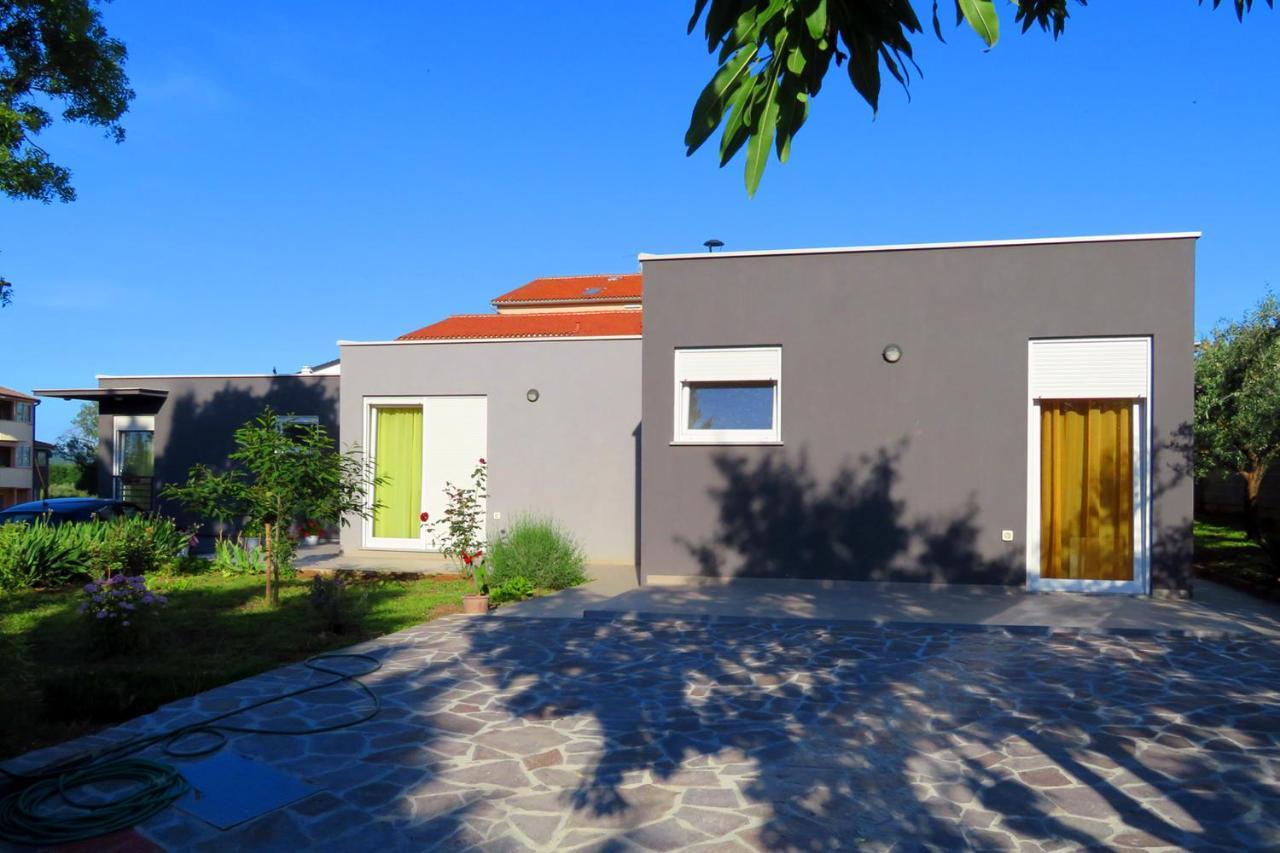 Holiday Apartment For Families And Couples In Pula, Stinjan Exterior foto