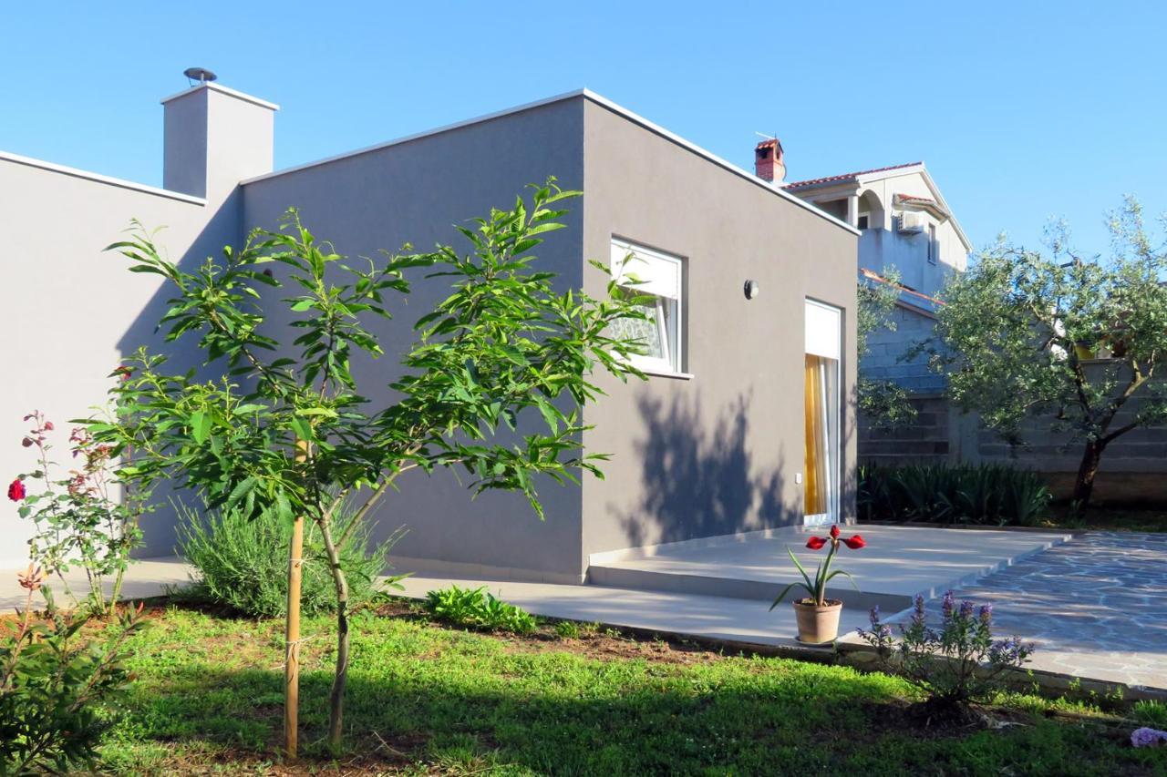 Holiday Apartment For Families And Couples In Pula, Stinjan Exterior foto